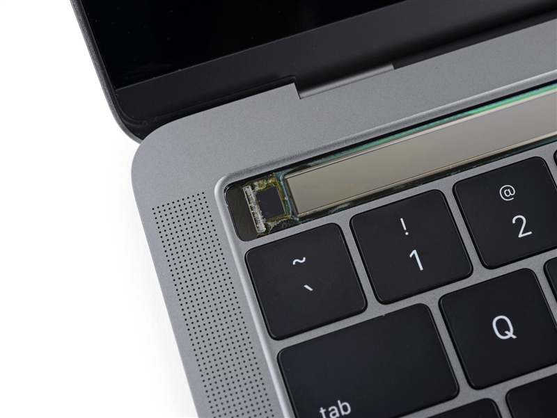 13寸Touch Bar版Macbook Pro拆解：修复性低到哭