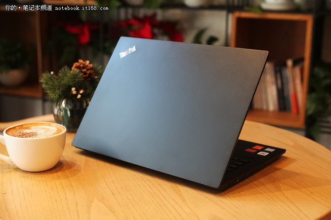 联想为企业推出可定制化ThinkPad R480