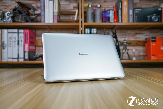 中柏EZbook 2评测：千元笔记本的代表产品 
